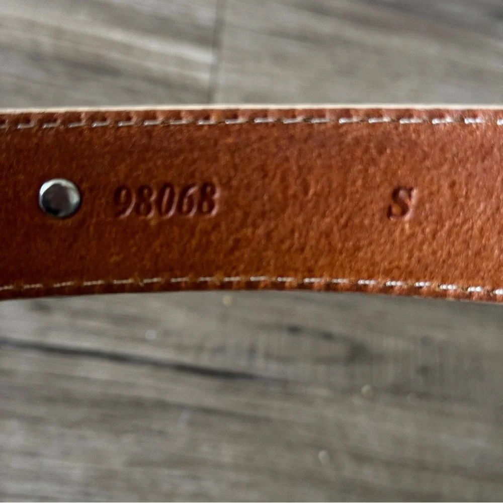 Vintage Italian leather wild animal belt size small